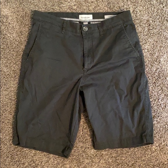 Men 28 Gray Shorts - Picture 1 of 4